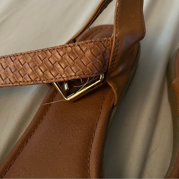 SANDALS - Picture 3 of 6